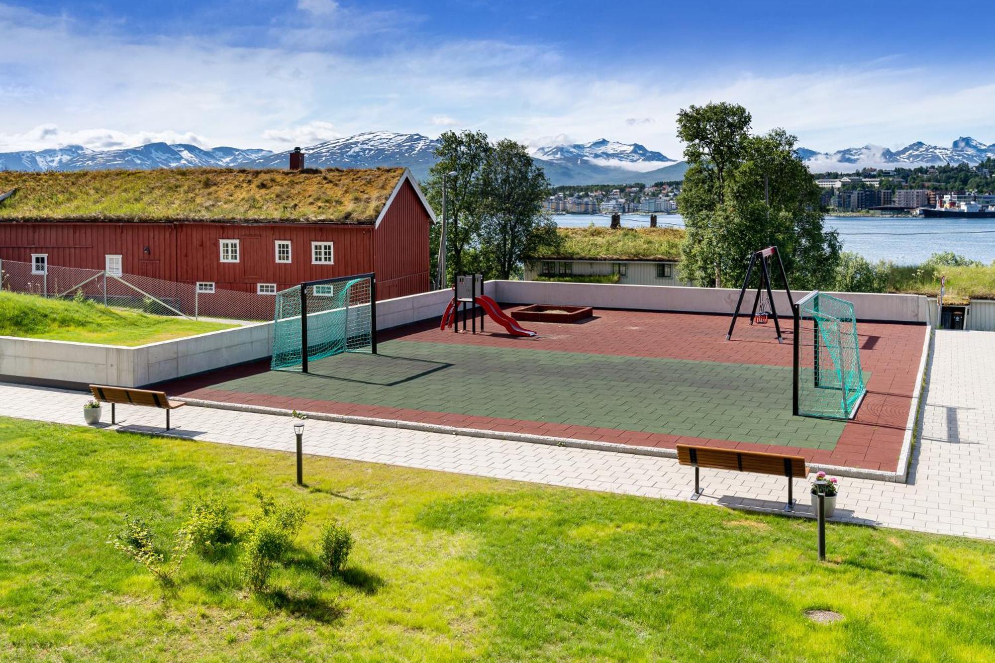 The Arctic Suite Tromso Exterior photo